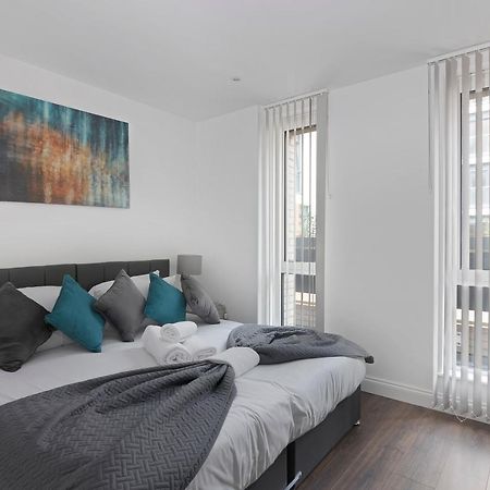 Spacious, Bright & Modern 1 & 2 Bed Apartments At Sligo House - Central Watford Watford  Eksteriør billede