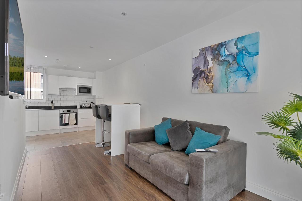 Spacious, Bright & Modern 1 & 2 Bed Apartments At Sligo House - Central Watford Watford  Eksteriør billede