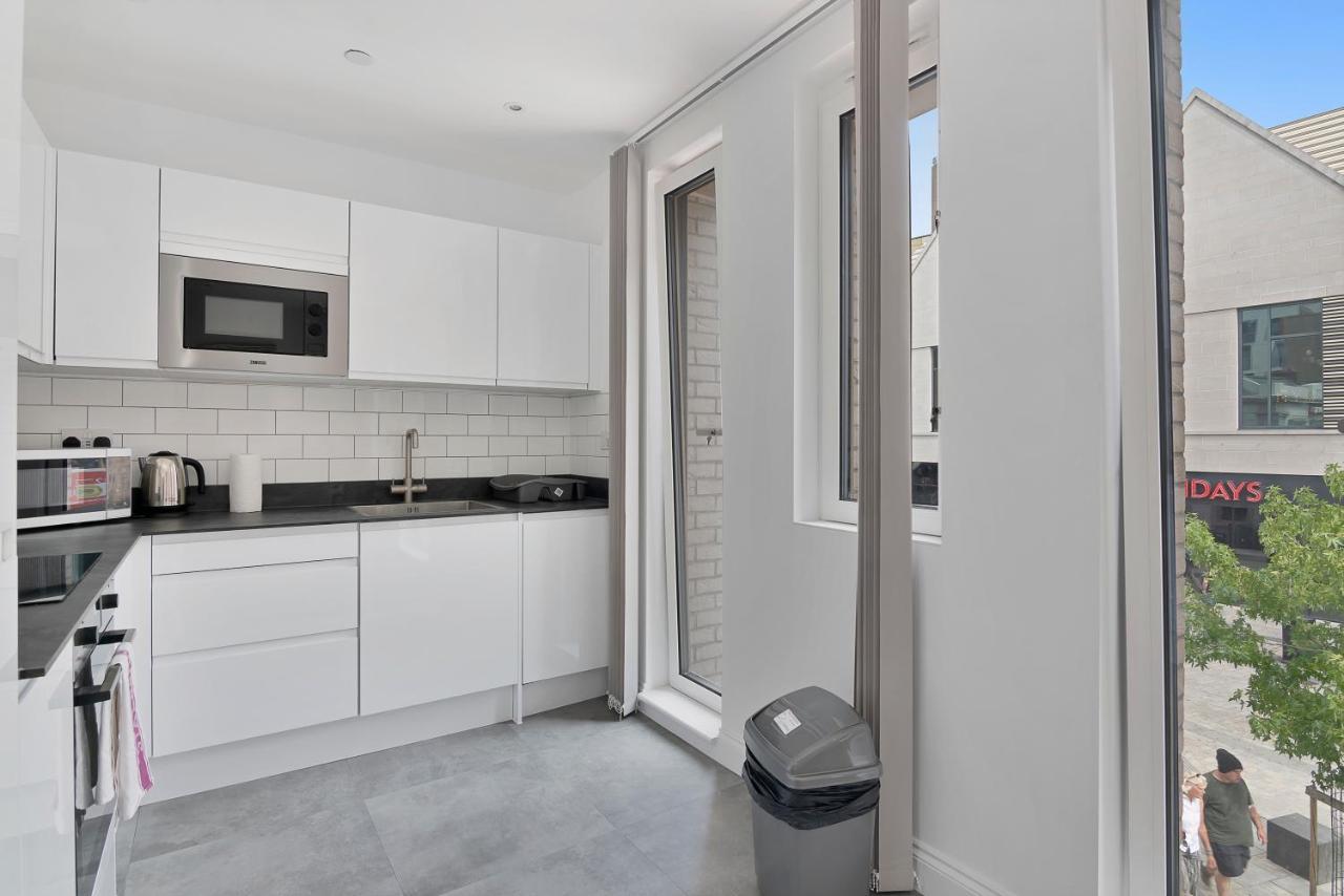 Spacious, Bright & Modern 1 & 2 Bed Apartments At Sligo House - Central Watford Watford  Eksteriør billede