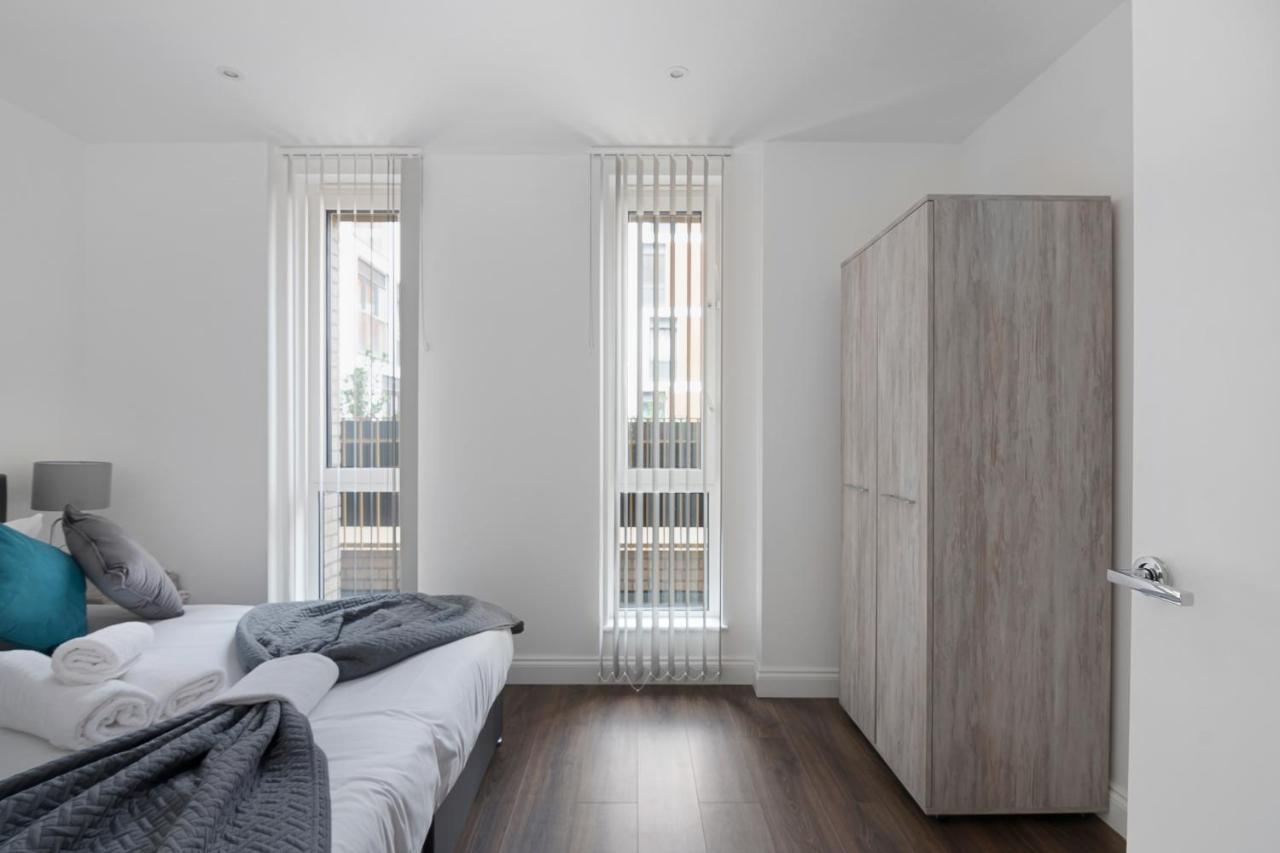 Spacious, Bright & Modern 1 & 2 Bed Apartments At Sligo House - Central Watford Watford  Eksteriør billede